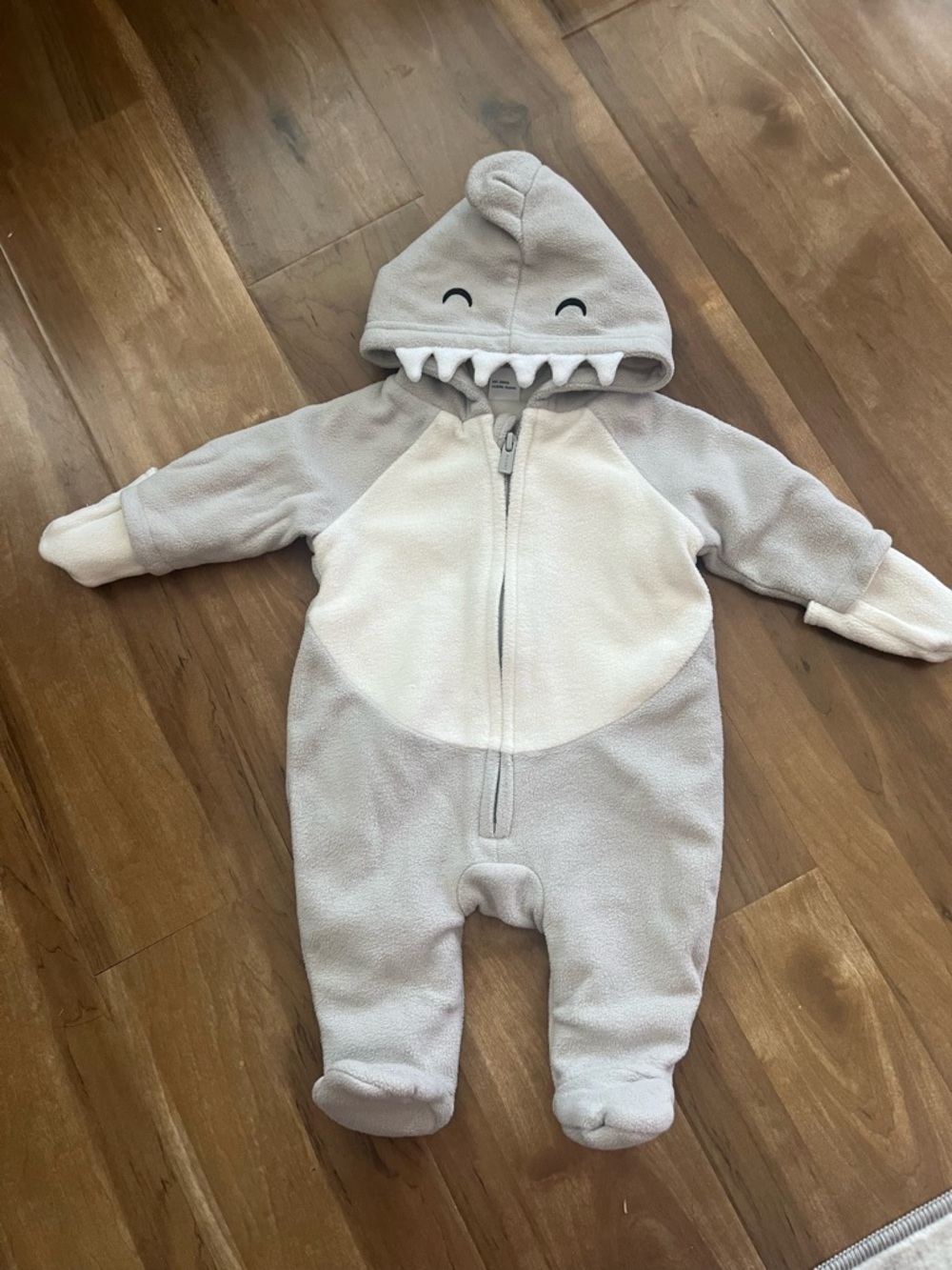 Baby Shark Hooded One-Piece Fleece Romper - Light Gray/White